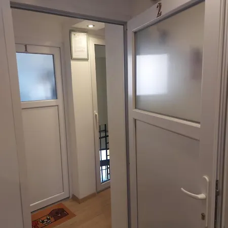Casa Del Hodos 2 *